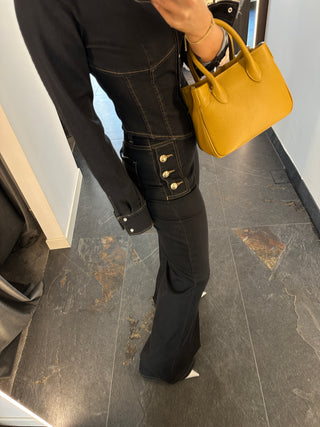 Jeans a zampa blu