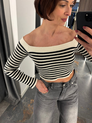 Maglioncino crop a righe