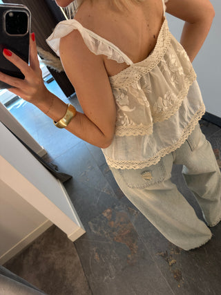 Top in pizzo avorio