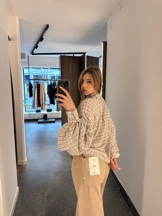 Camicia check con maniche a sbuffo
