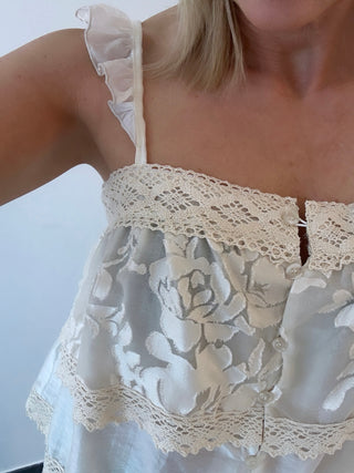 Top in pizzo avorio