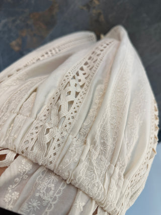 Pantalone in pizzo macramé