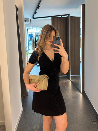 Abito nero manica corta