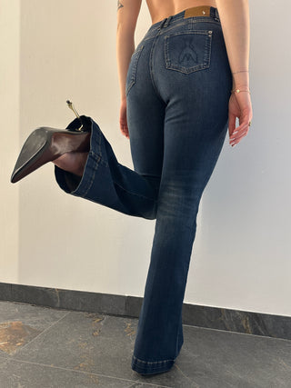 Jeans a zampa